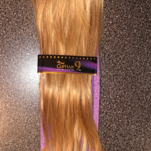 Extensions clip on Remy hair - Picture 6 of 7
